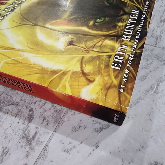 Warriors: Omen Of The Stars #1 The Fourth Apprentice Book - Picture 7 of 11